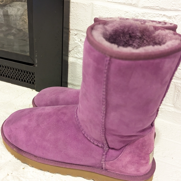 Purple UGG boots 💜 - Picture 4 of 5
